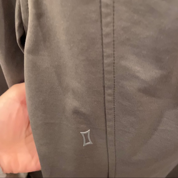 Kit and Ace Cotton Blend Button Down Shirt - Picture 5 of 5